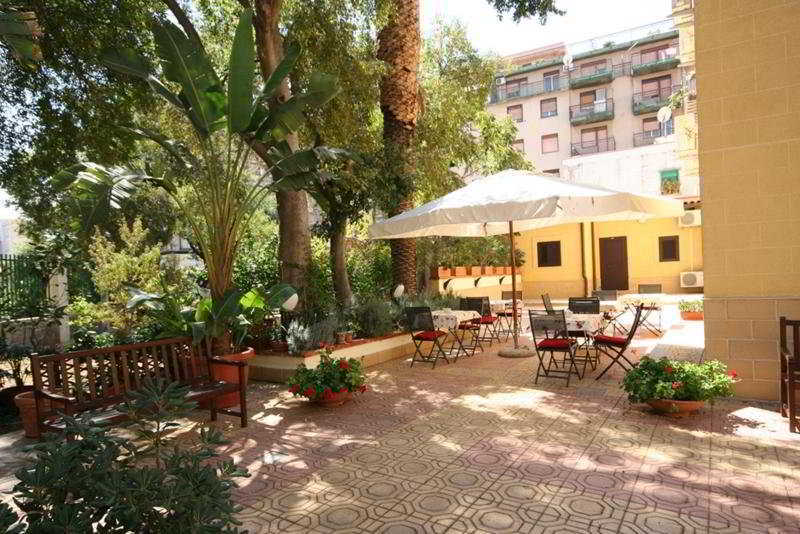 Hotel D'Orleans Palermo Bagian luar foto