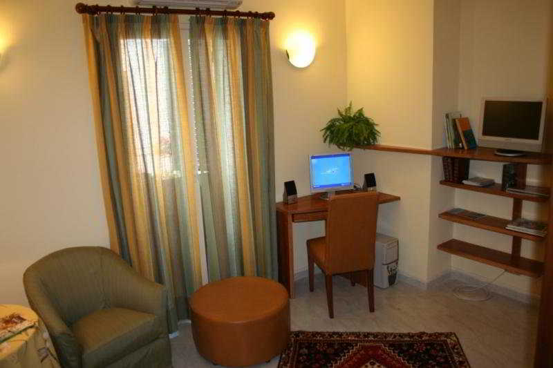 Hotel D'Orleans Palermo Bagian luar foto